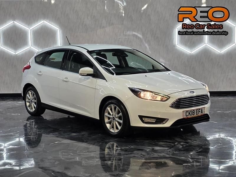 Used Ford Focus Titanium 125 HP (91 kW) 2018 White Hatchback