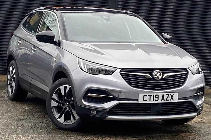 Used Vauxhall Grandland X Sport 130 HP (95 kW) 2019 Grey SUV