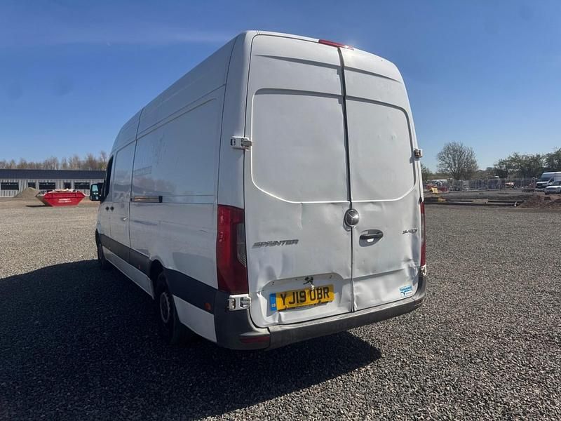Begagnad Mercedes Sprinter 2019 Vit Van