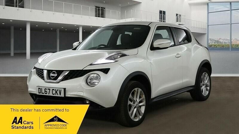 Used Nissan Juke N-Connecta 115 HP (84 kW) 2017 White SUV