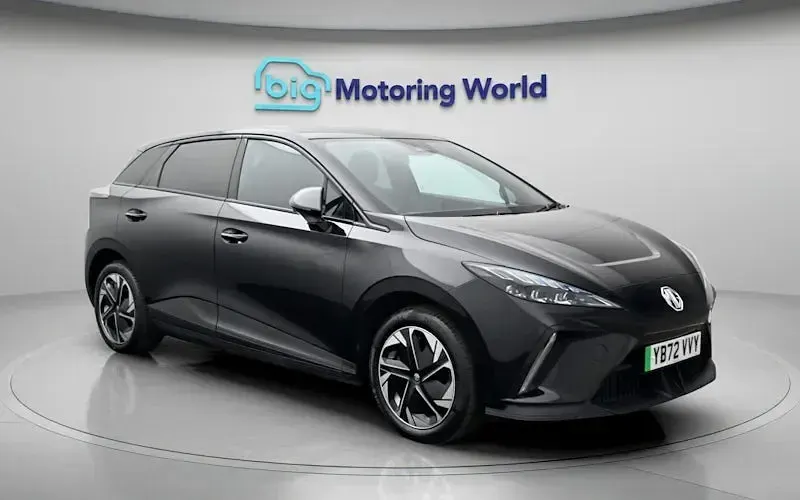 Begagnad MG MG4 EV Trophy 150 kW (204 HK) 2025 Halvkombi