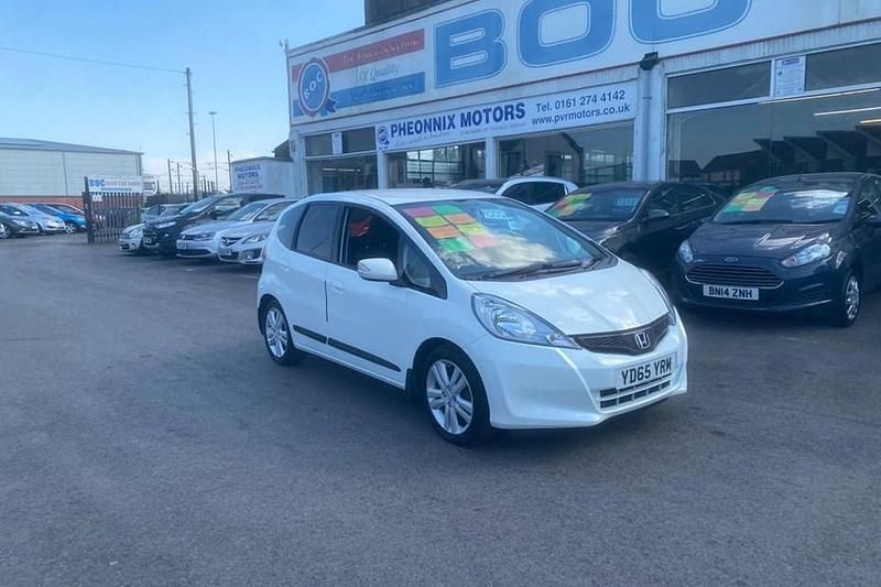 White Used 2015 Honda Jazz ES Hatchback | £4,795 (Good price) - Image 1/1