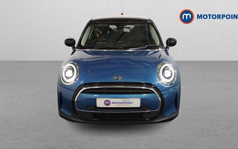 Usado Mini Cooper Classic 136 CV (100 kW) 2023 Azul Utilitario