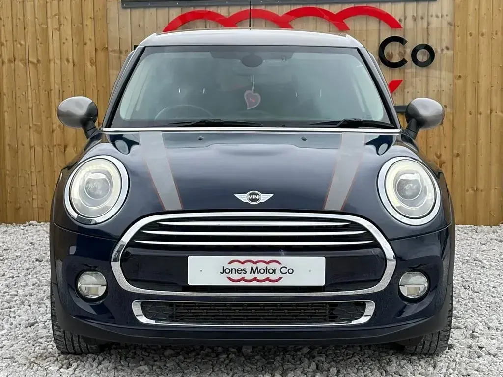 Used Mini Cooper D Hatch 116 HP (85 kW) 2017 Blue Hatchback