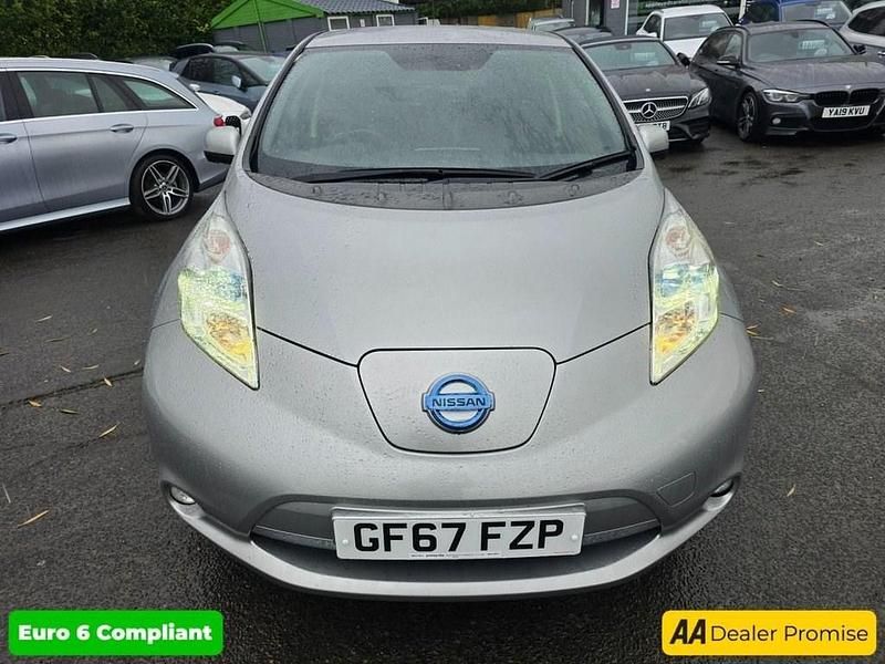Used Nissan Leaf Tekna 80 kW (109 HP) 2017 Silver Hatchback