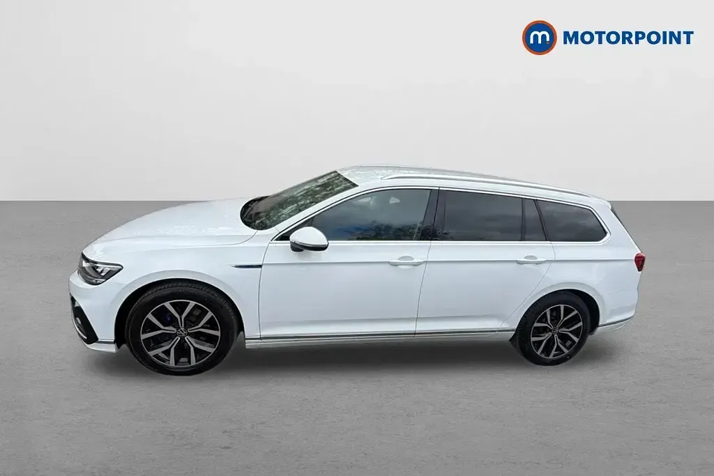 Used VW Passat GTE 2021 White Estate