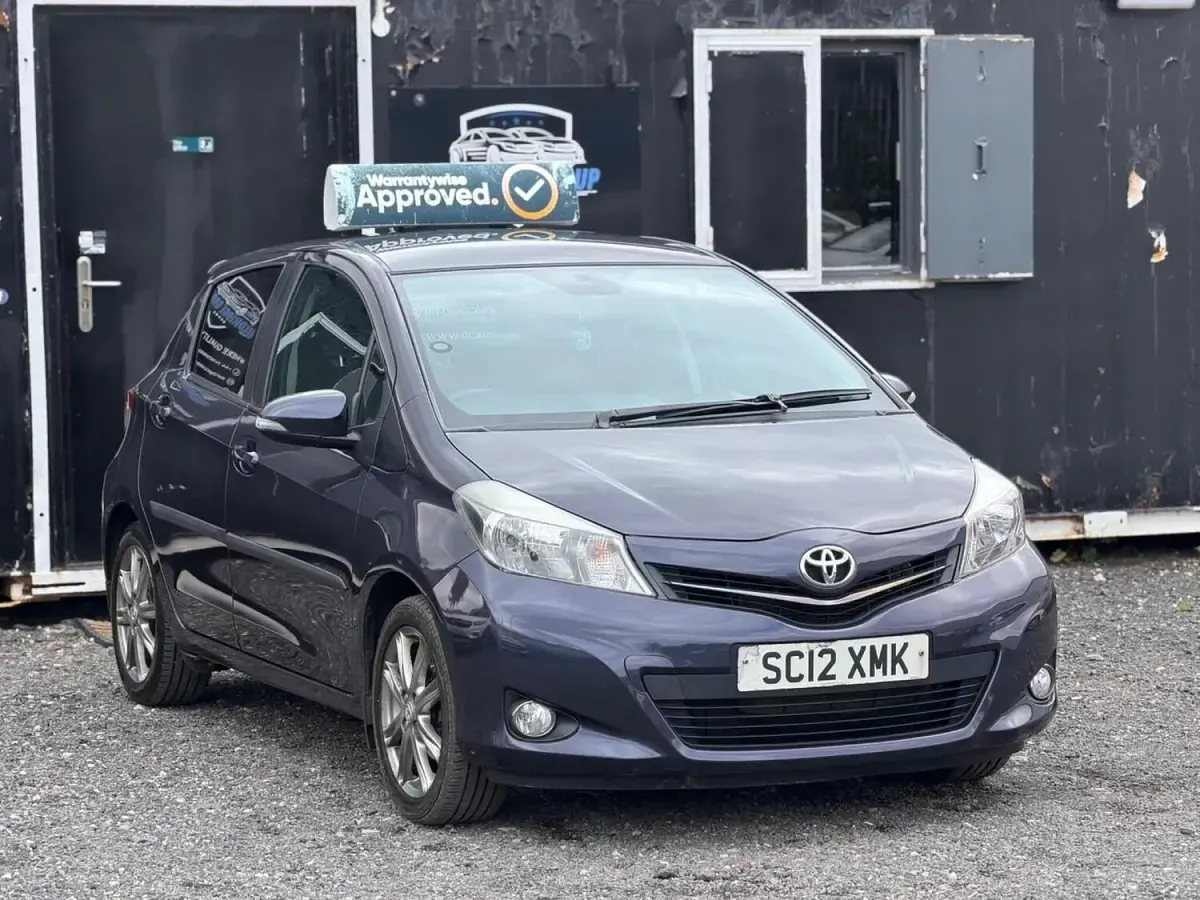 Used Toyota Yaris SR 2012 Blue Hatchback
