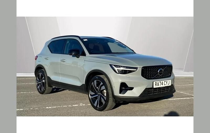 Used Volvo XC40 Ultra 197 HP (144 kW) 2025 Grey SUV
