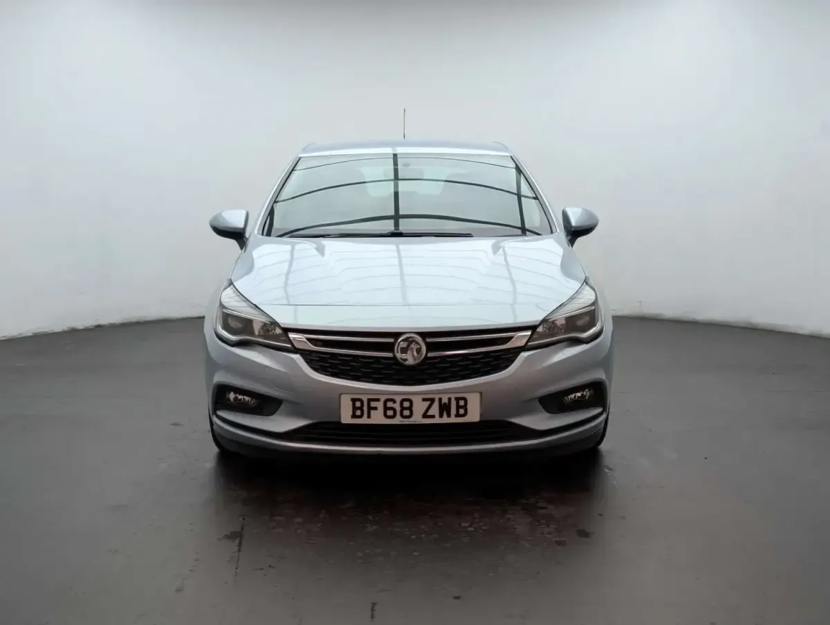 Gebraucht Vauxhall Astra S 110 PS (80 kW) 2018 Silber Kleinwagen