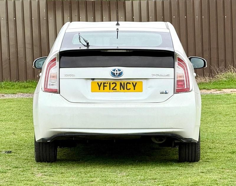 White Used 2012 Toyota Prius Hatchback | £4,900 (Super price) - Image 1/4
