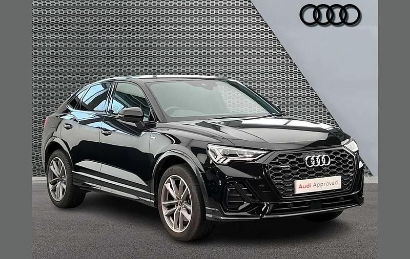 Used Audi Q3 Black Edition 196 HP (144 kW) 2023 Black SUV