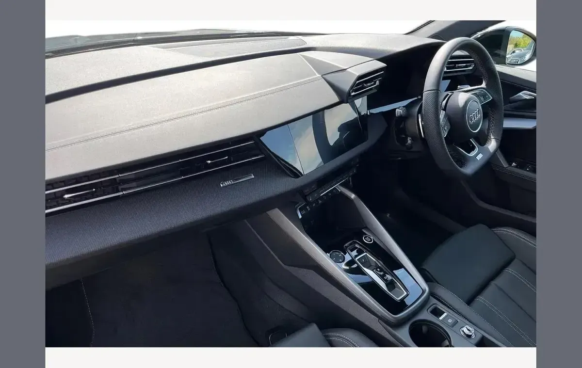 New Audi A3 e-tron Black Edition 204 HP (150 kW) 2026 Black Hatchback