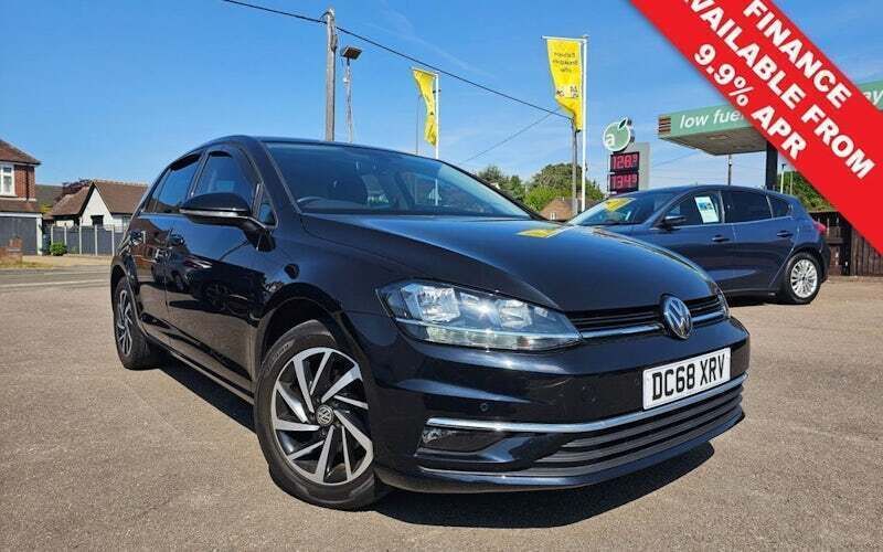 Black Used 2019 VW Golf VII Match Hatchback | £13,995 (Good price) - Image 1/4