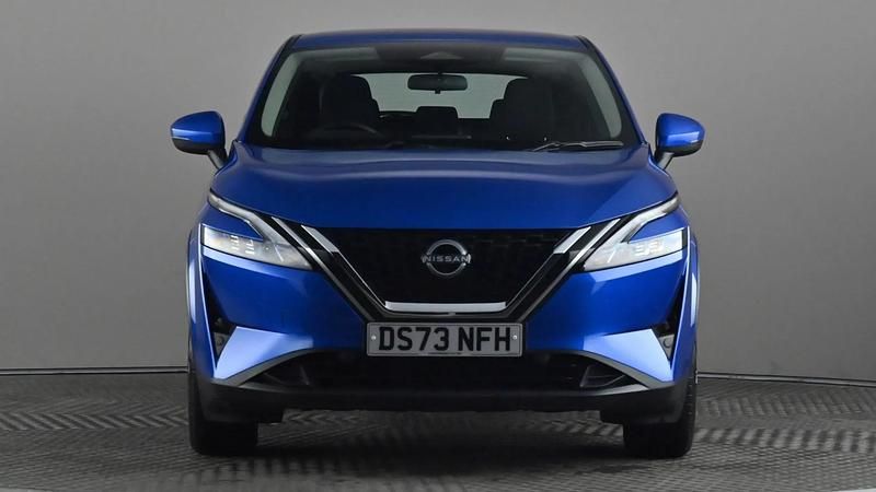 Used Nissan Qashqai Acenta Premium 140 HP (102 kW) 2024 Blue SUV