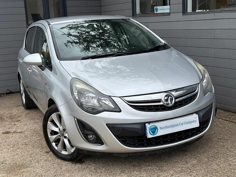 Silver Used 2014 Vauxhall Corsa Excite Hatchback | £2,695 (Good price) - Image 1/4
