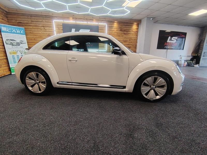 Used VW Beetle Sportline 160 HP (117 kW) 2013 White Hatchback