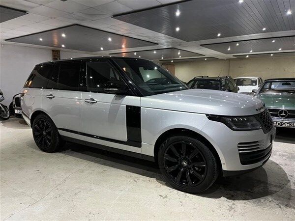 Silver Used 2020 Land Rover Range Rover Vogue SE SUV | £61,991 - Image 1/1