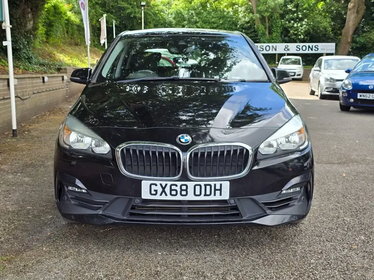 Used BMW 218 Comfort Edition 2018 Black Hatchback