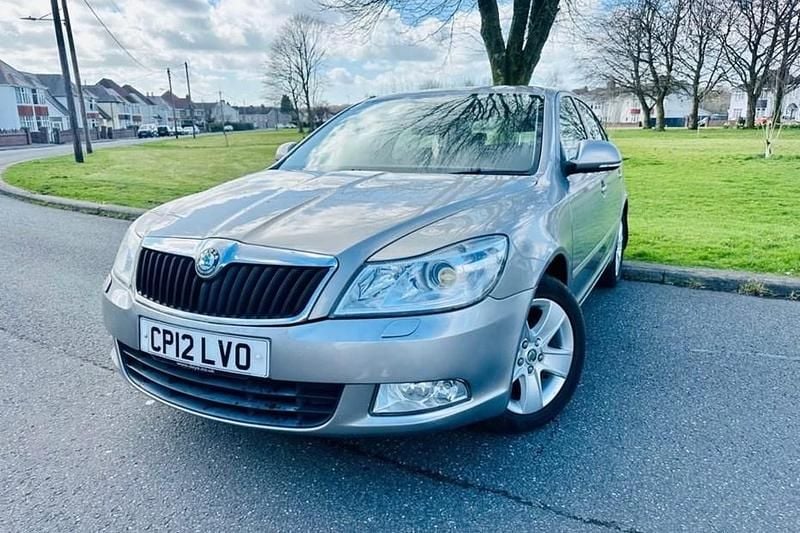 Beige Used 2012 Skoda Octavia Elegance Hatchback | £3,995 (Fair price) - Image 1/1