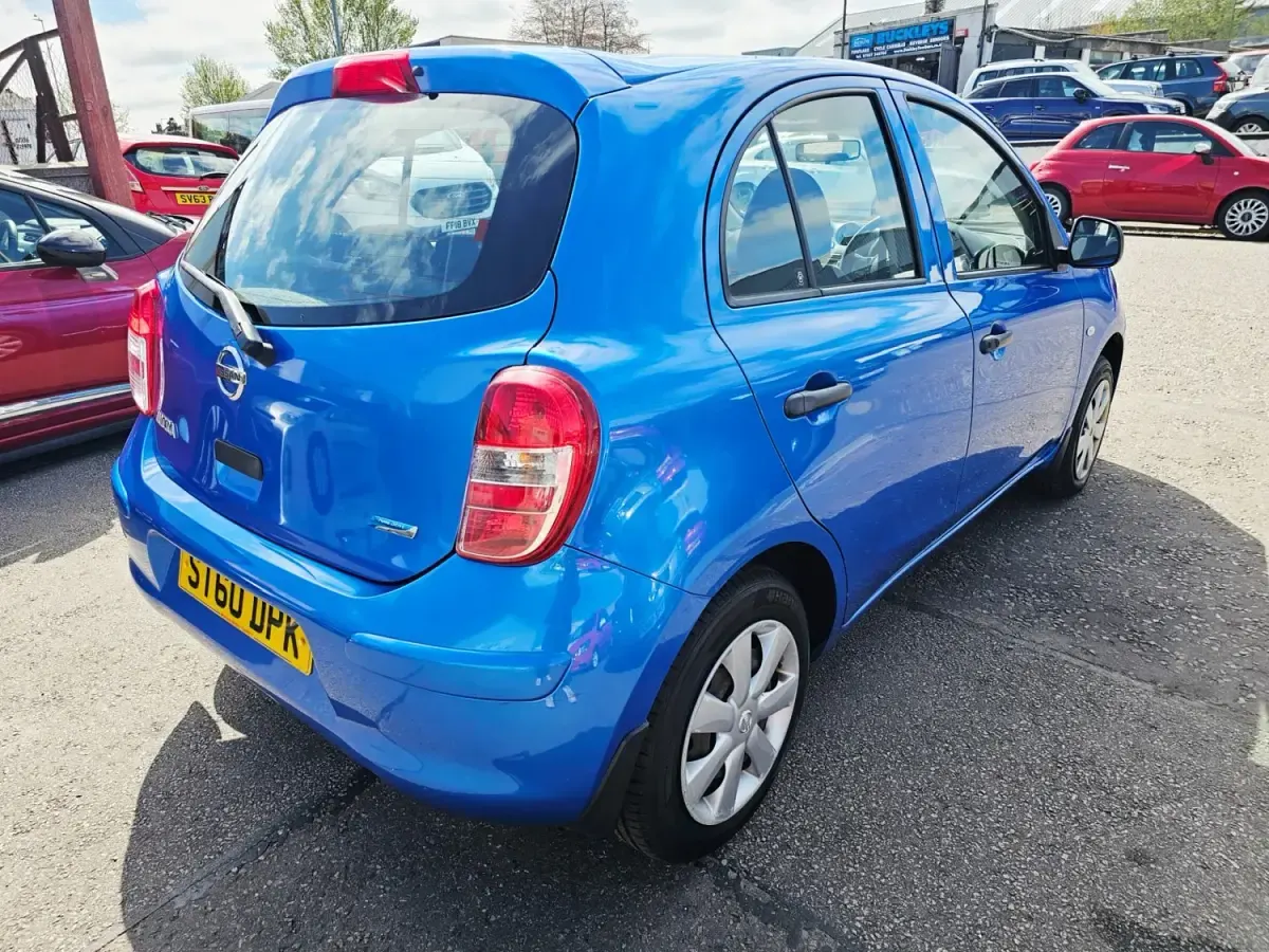 Usata Nissan Micra Visia 98 CV (72 kW) 2011 Blu Utilitaria