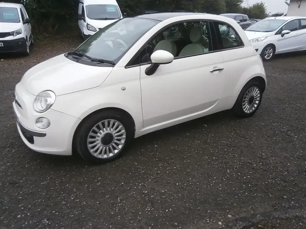 Usado Fiat 500 Lounge 69 HP (50 kW) 2014 Branco Citadino