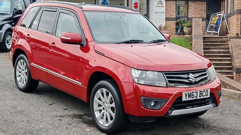 Red Used 2014 Suzuki Grand Vitara SZ5 SUV | £8,995 - Image 1/4