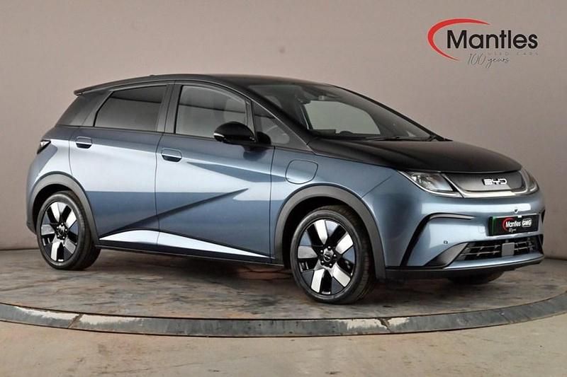 Used BYD Dolphin Design 150 kW (204 HP) 2024 Black/grey Hatchback