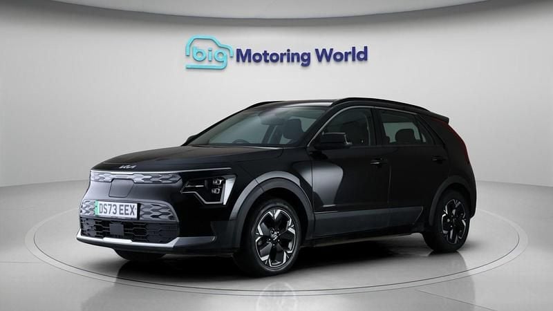 Used Kia e-Niro 147 kW (201 HP) 2023 Black SUV