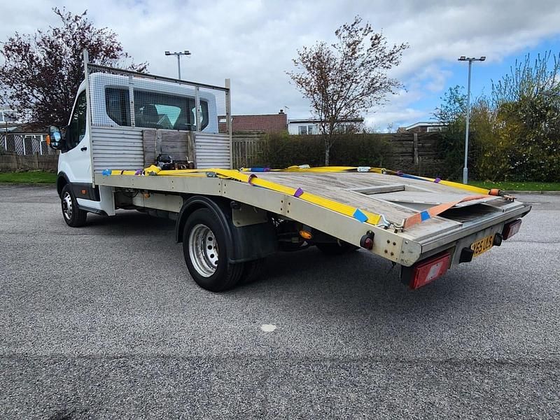 Begagnad Ford Transit 125 HK (91 kW) 2015 Vit Cab