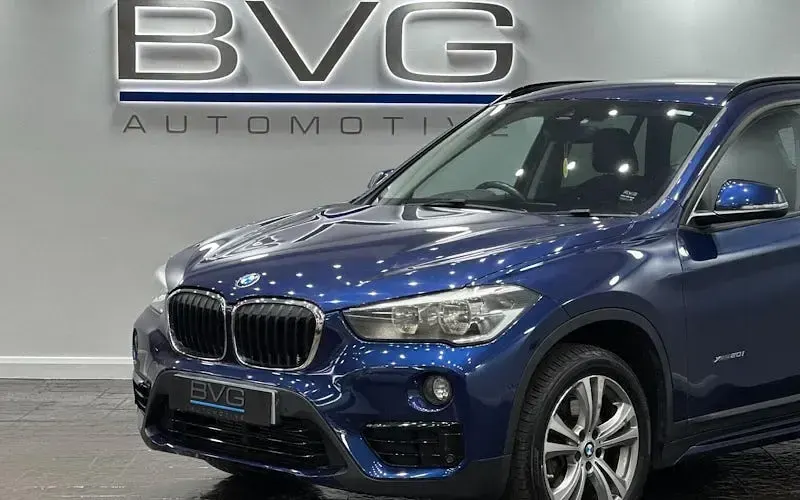 Used BMW X1 Sport Line 192 HP (141 kW) 2017 Blue SUV