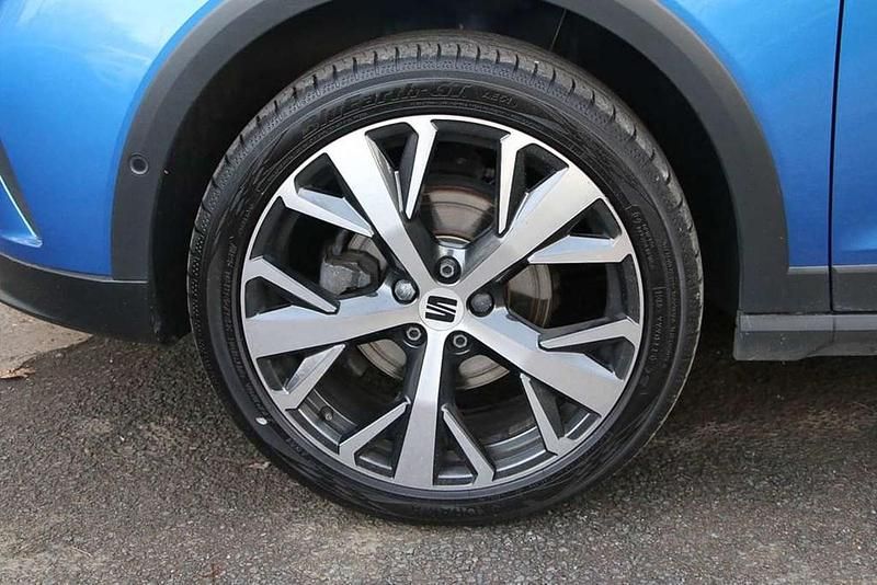 Used Seat Arona Xperience Lux 108 HP (79 kW) 2022 Blue SUV