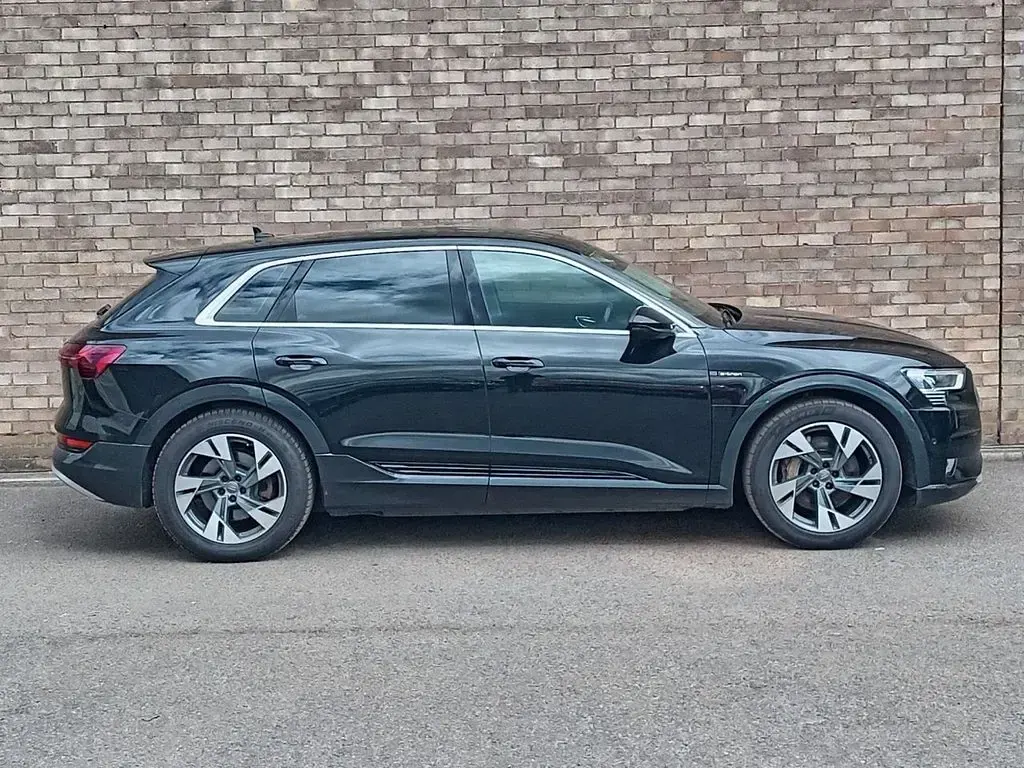 Used Audi e-tron Advanced 300 kW (408 HP) 2019 Black SUV