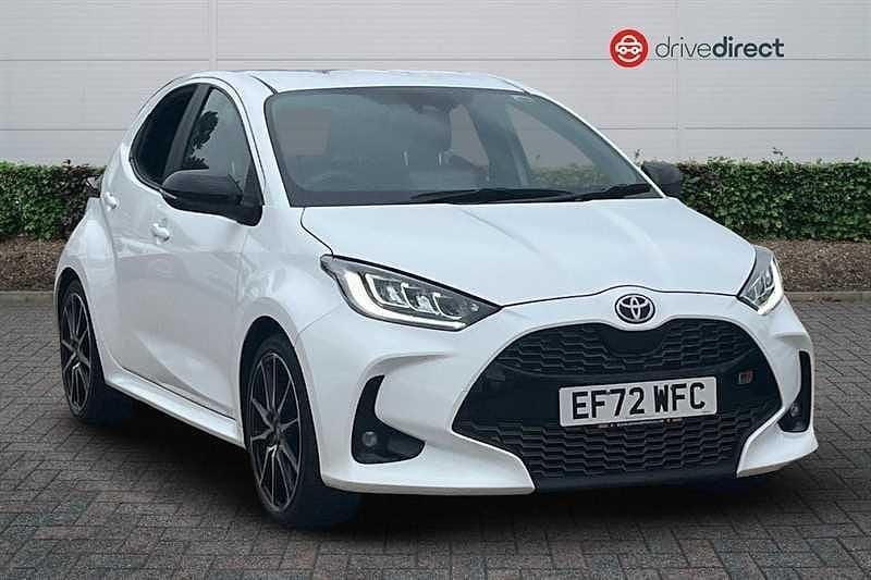 Paint metallic Used 2023 Toyota Yaris Hybrid Sport Hatchback | £17,399 (Fair price) - Image 1/4