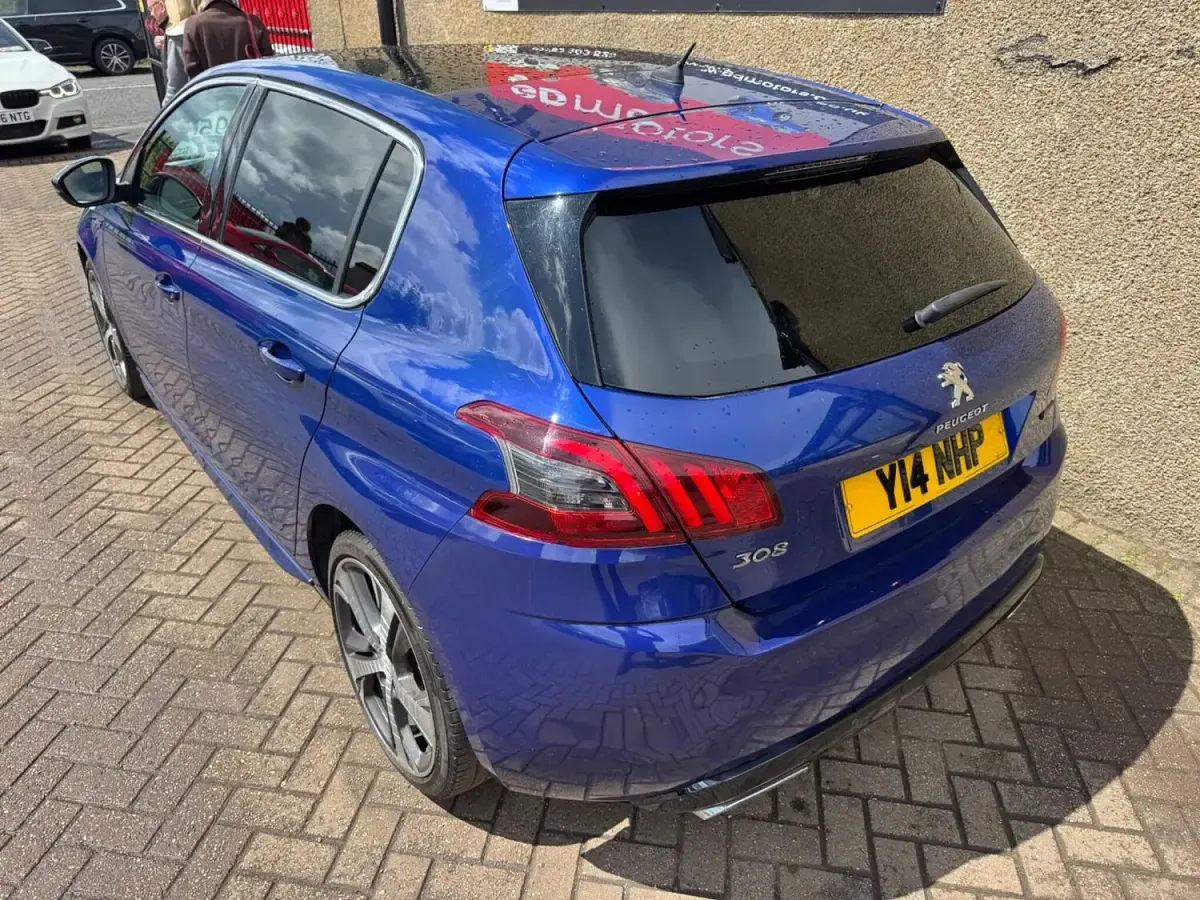 Used Peugeot 308 GT-line 130 HP (95 kW) 2018 Blue Hatchback