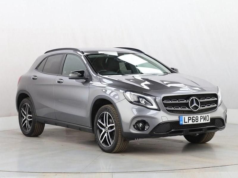 Used Mercedes GLA180 Urban 122 HP (89 kW) 2018 Grey SUV