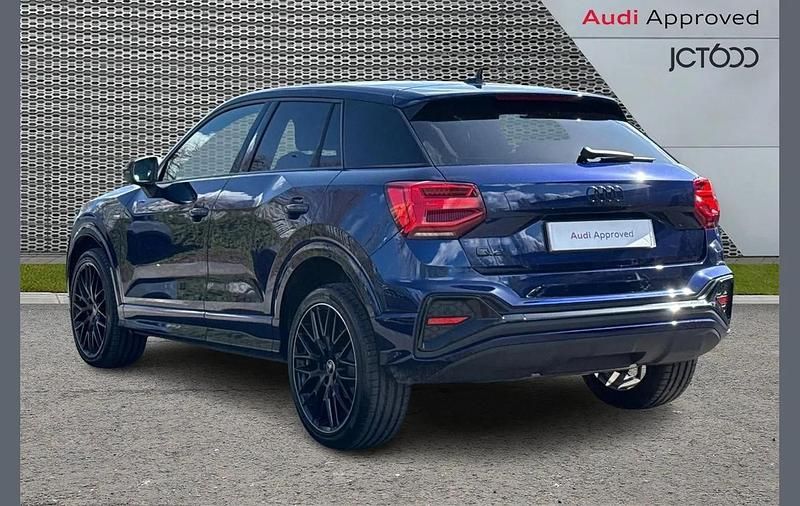Used Audi Q2 Black Edition 147 HP (108 kW) 2026 Blue SUV
