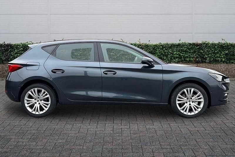 New Seat Leon SE Dynamic 2026 Grey Hatchback