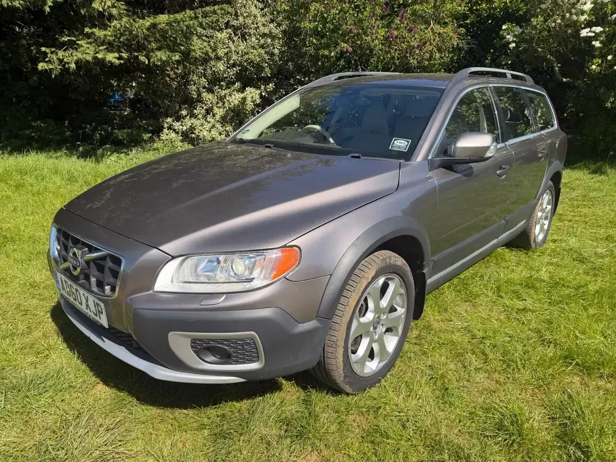 Used Volvo XC70 SE Lux 2010 Grey Estate