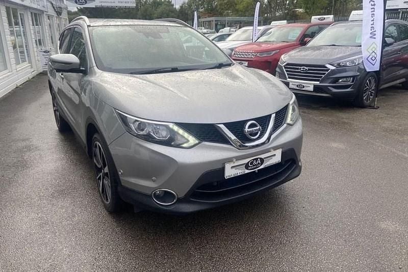 Silver Used 2017 Nissan Qashqai S SUV | £7,995 (Good price) - Image 1/1