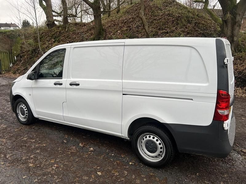 Used Mercedes Vito Progressive 2022 White Van