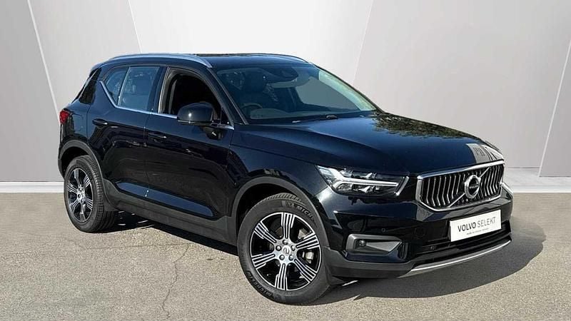 Used 2021 Volvo XC40 Inscription SUV | £23,999 (Fair price) - Image 1/3