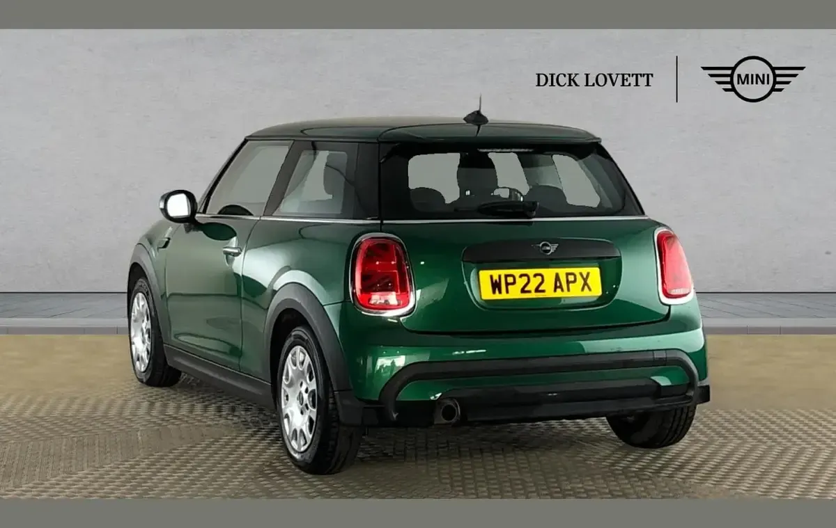 Used Mini ONE Classic 101 HP (74 kW) 2022 Green Hatchback