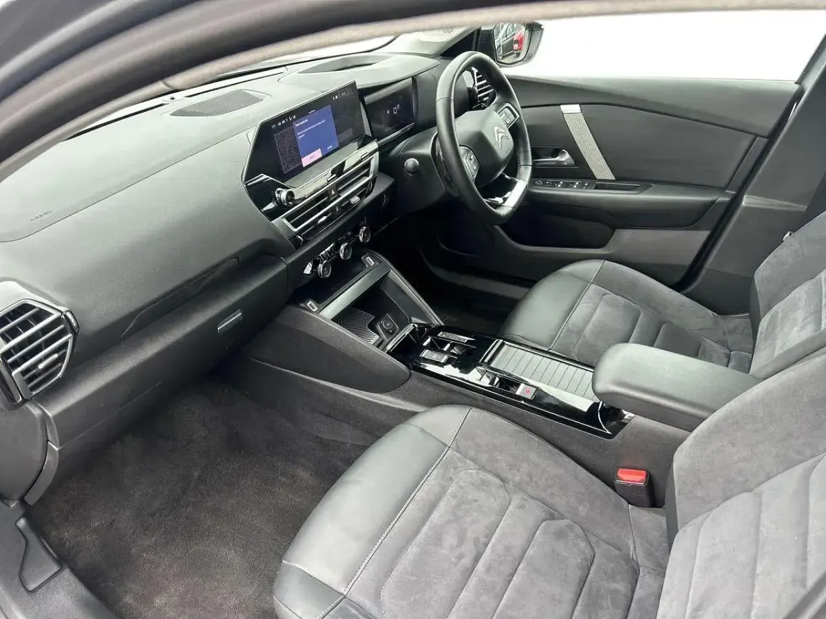 Used Citroën C4 PureTech 127 HP (93 kW) 2024 Grey SUV
