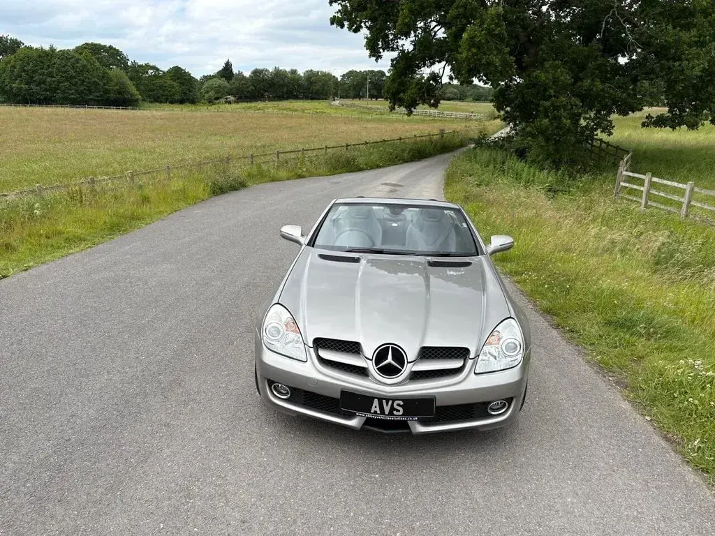 Used Mercedes SLK280 231 HP (169 kW) 2009 Cubanite silver Cabriolet