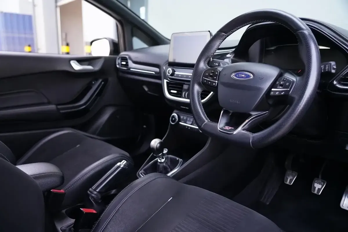 Used Ford Fiesta ST 200 HP (147 kW) 2018 Black Hatchback