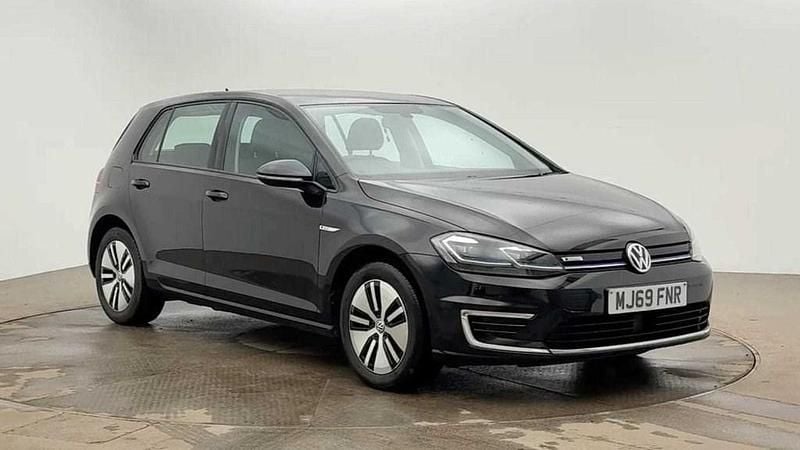 Used VW e-Golf 100 kW (136 HP) 2019 Black Hatchback
