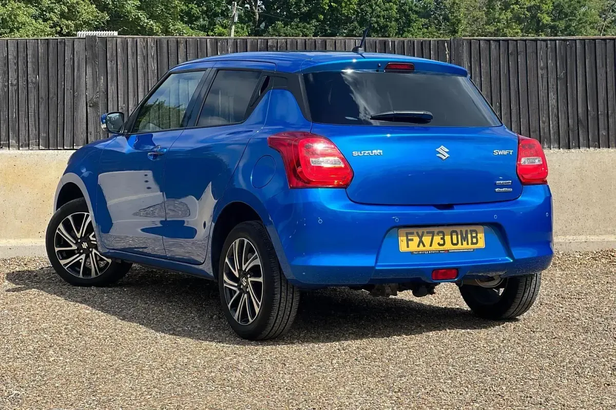 Used Suzuki Swift SZ5 83 HP (61 kW) 2023 Blue Hatchback