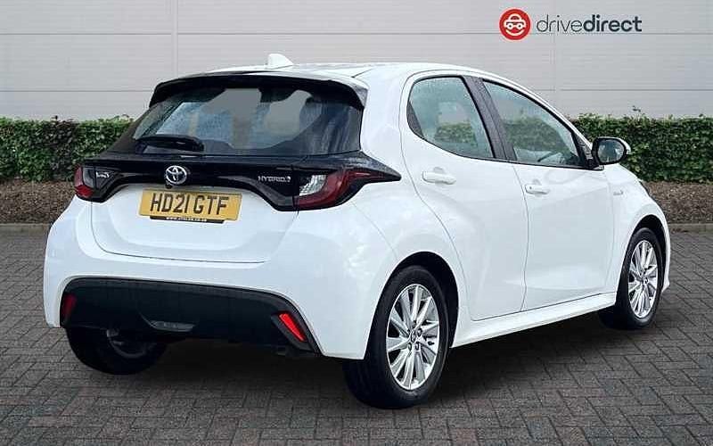 Used Toyota Yaris Hybrid 116 HP (85 kW) 2026 Hatchback