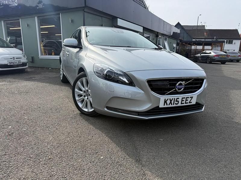 Used Volvo V40 SE 2026 Silver Hatchback