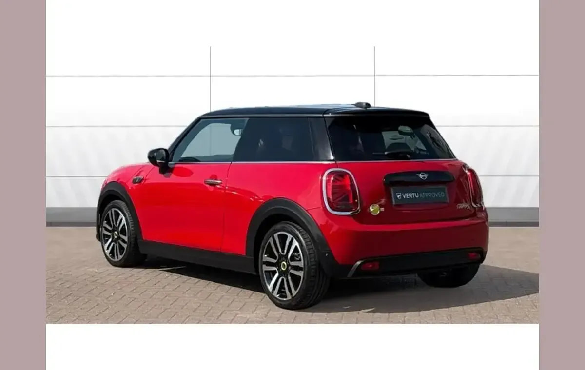 Used Mini Cooper S Level 3 135 kW (184 HP) 2022 Red Hatchback